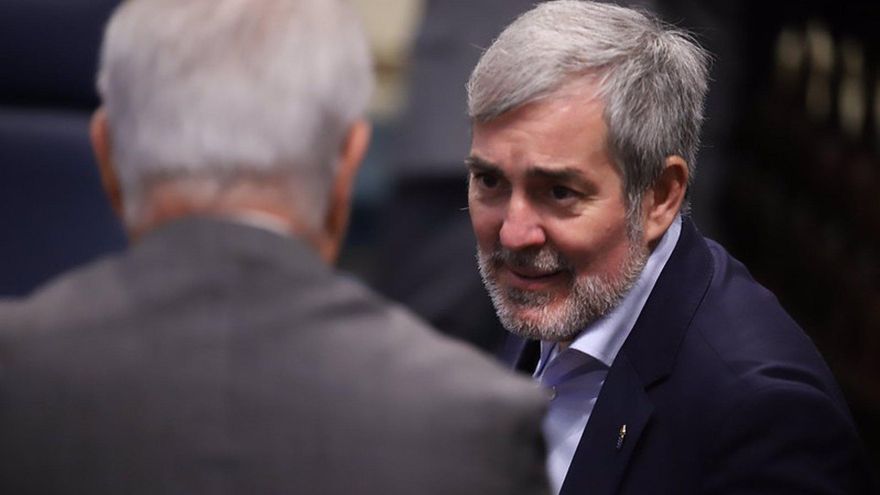 El presidente canario pide "sentido común" a quienes protestan contra el turismo, la "principal fuente de empleo"