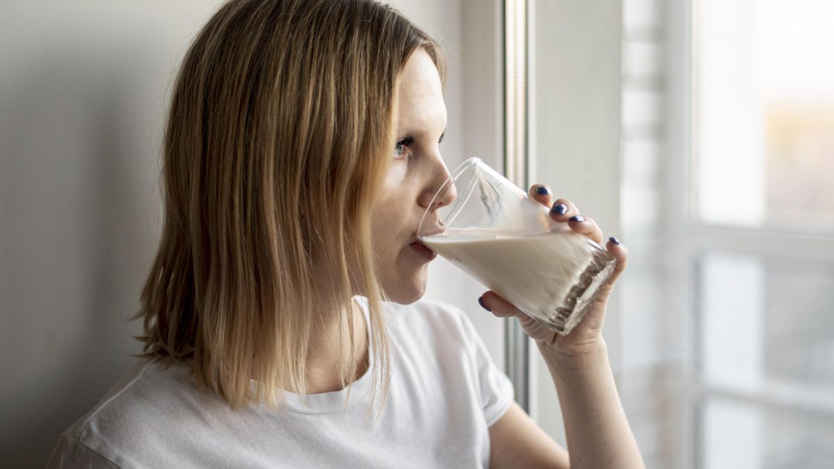 Hay muchos mitos sobre la leche de vaca que conviene desmentir.