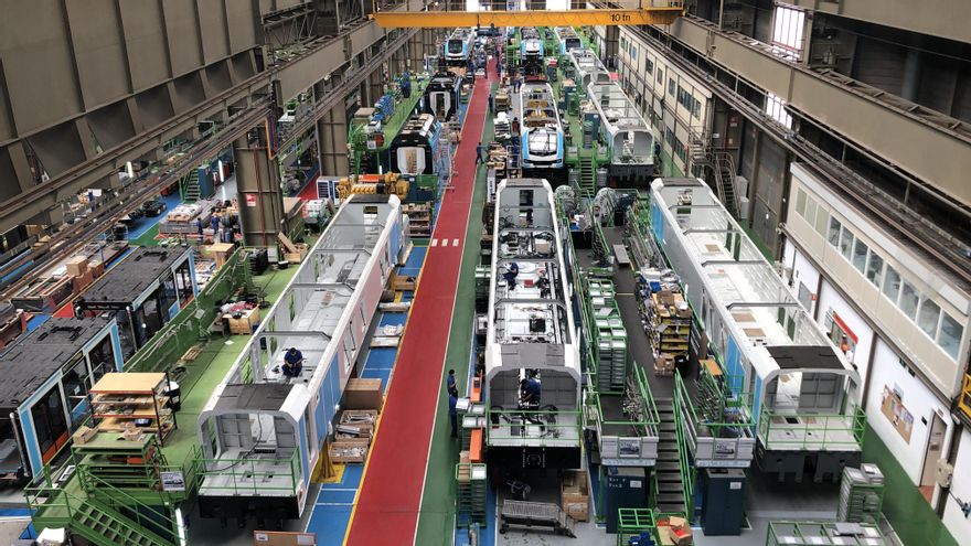 Trenes fabricados en Albuixech con tecnología desarrollada por ingenieros valencianos recorren las vías de medio mundo