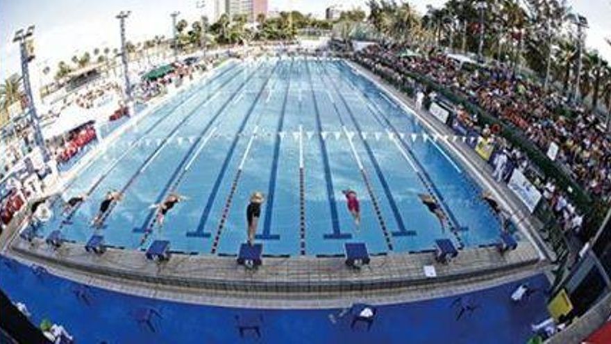 Dentro de la crisis del CN Metropole, el club grancanario de natación en el que “todo el mundo aprendía a nadar”
