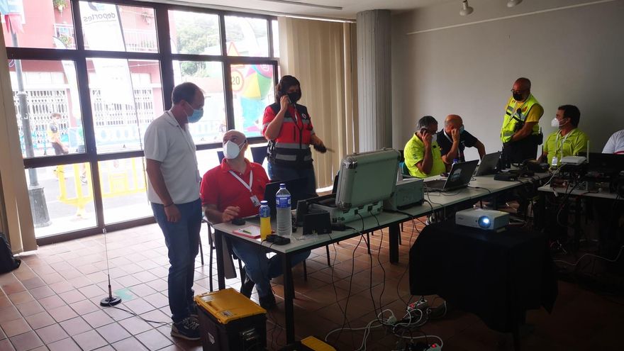 Sergio Rodríguez con el dispositivo de seguridad.