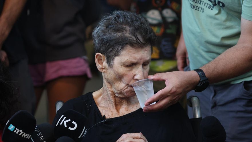 La rehén de Hamás Yochved Lifshitz, liberada anoche por las Brigadas al Qasam.