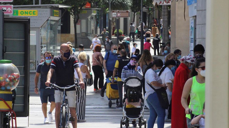 Ceuta también impondrá el uso obligatorio de la mascarilla en la ciudad