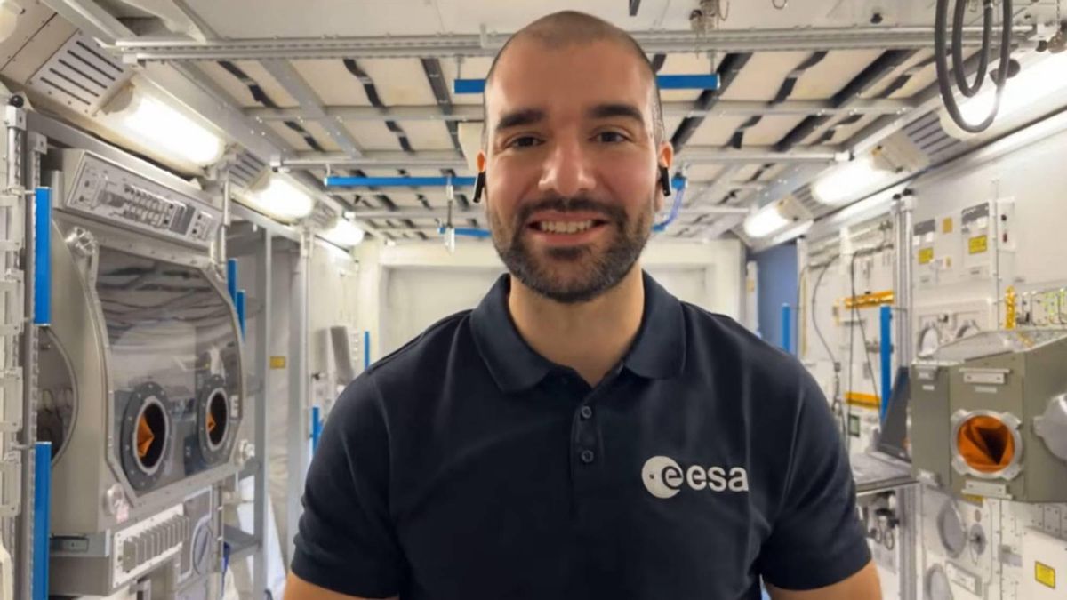El astronauta leonés Pablo Álvarez se estrena como Youtuber explicando la misión a la Luna