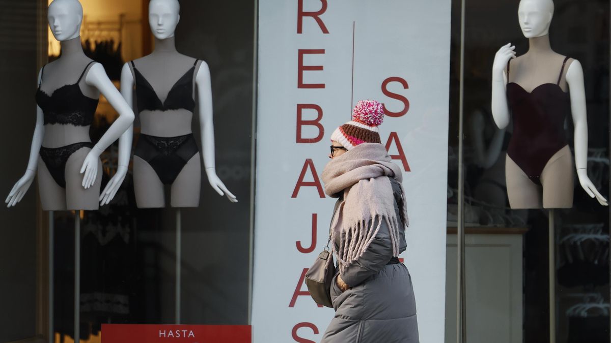 Rebajas de enero que no lo son: consejos para evitar descuentos falsos y publicidad engañosa