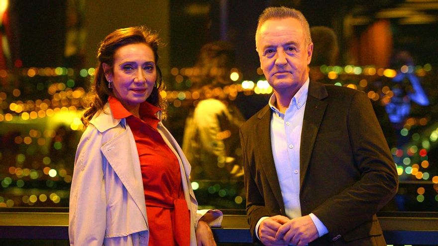 'Cuéntame' deja ver el reencuentro de Carlos y Karina adultos, y avanza una importante muerte en su próximo capítulo