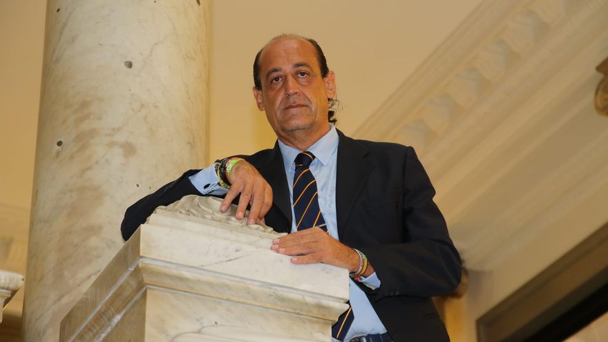 Montañez, exconcejal que denunció a Vox ante la Fiscalía, descarta ser candidato por València en el partido de Macarena Olona