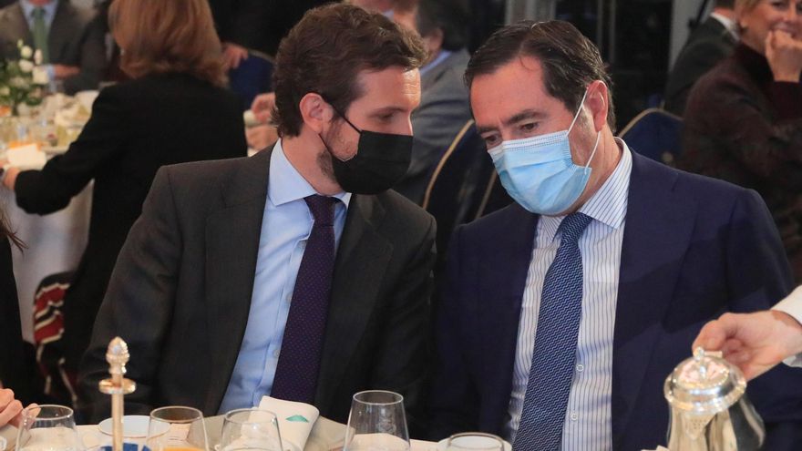 Casado hace equilibrios para rechazar la reforma laboral que defiende la CEOE