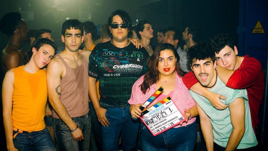Omar Ayuso, Martin ('OT 2023') y Yenesi ya ruedan 'Mariliendre', la nueva serie de Atresplayer que completa su reparto
