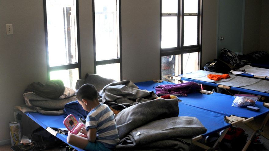 EE.UU. modifica las reglas para los niños inmigrantes abusados y abandonados