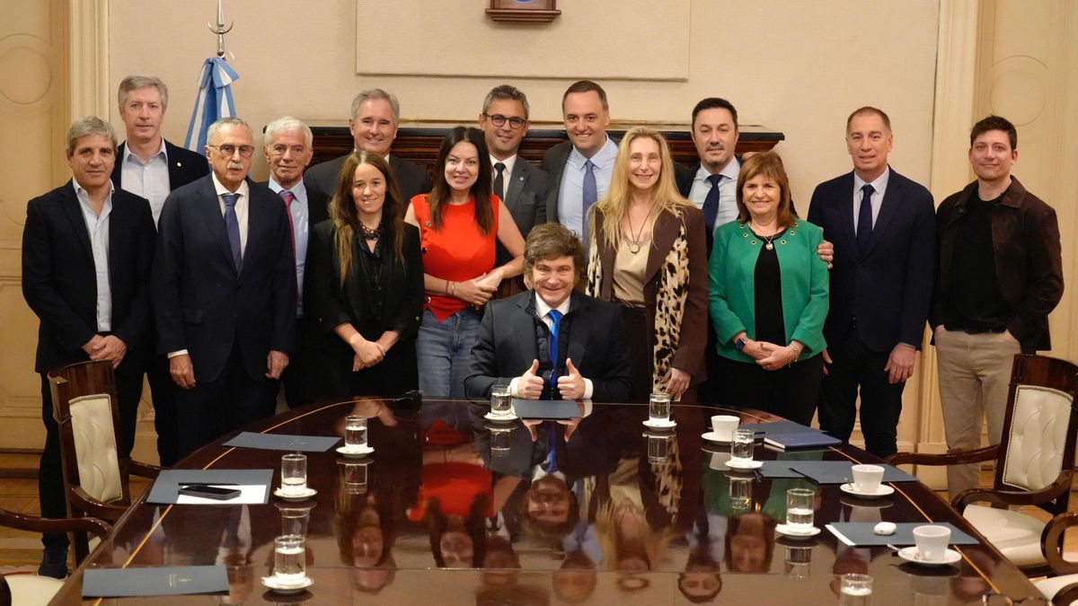 El presidente de Argentina, Javier Milei, se reunió con el Gobierno tras el cambio de varios ministros
