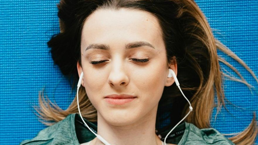 Apps para meditar y relajarse: ¿cuáles son las mejores, gratis y de pago?