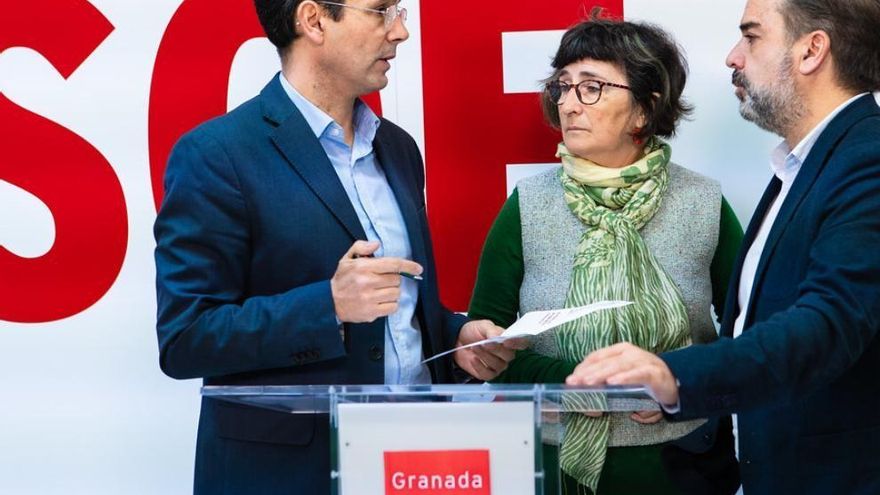 Francisco Cuenca mantiene al grueso de sus ediles en la lista de Granada para el 28M