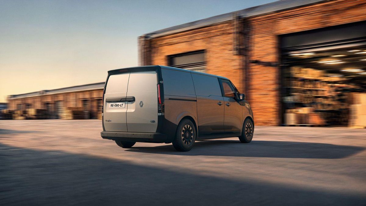 Parte posterior de la nueva Renault Trafic eléctrica