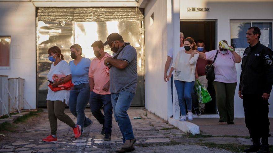Los acusados vuelven a recibir la visita de sus familiares en el penal de Dolores