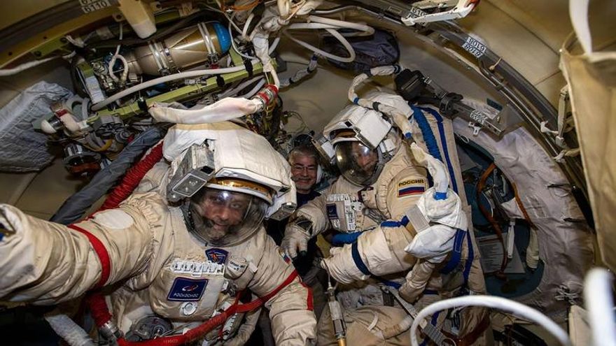Rusia 'bromea' con no traer de vuelta a la Tierra a un astronauta estadounidense de la Estación Espacial Internacional