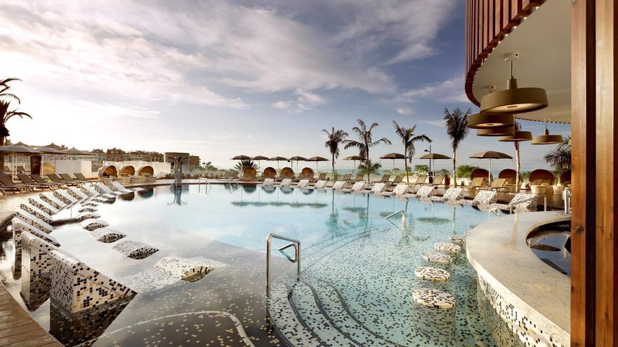Hard Rock Hotel Tenerife adelanta su apertura tras conocerse la inclusión de Canarias en los corredores seguros de Alemania y Reino Unido