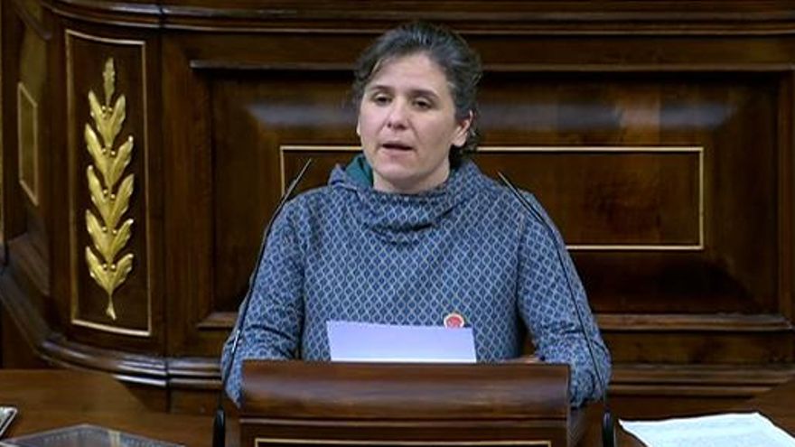 La diputada de Sumar, Gala Pin, durante su intervención.