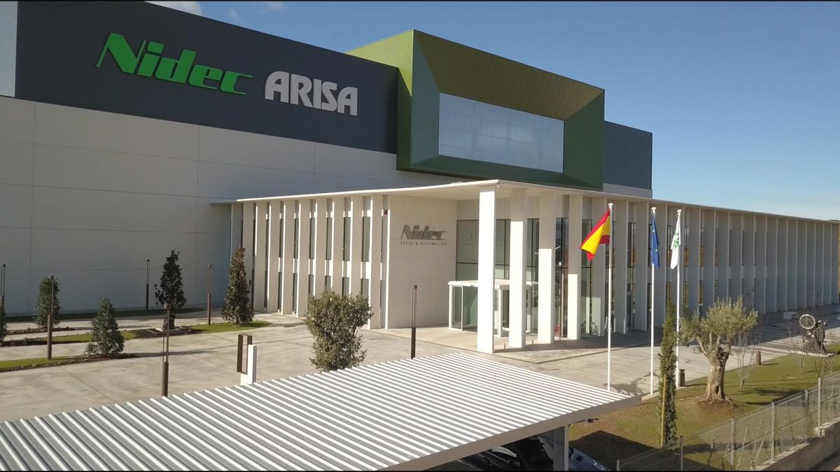 Trabajadores de ARISA piden el apoyo del Gobierno de La Rioja y muestran su preocupación por las condiciones del ERTE
