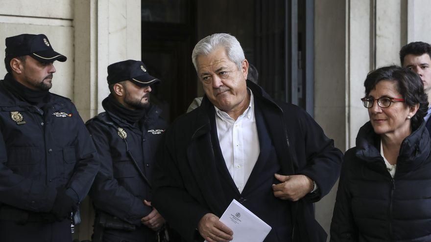 Un exconsejero de Chaves pide también el indulto tras la confirmación de la sentencia de los ERE