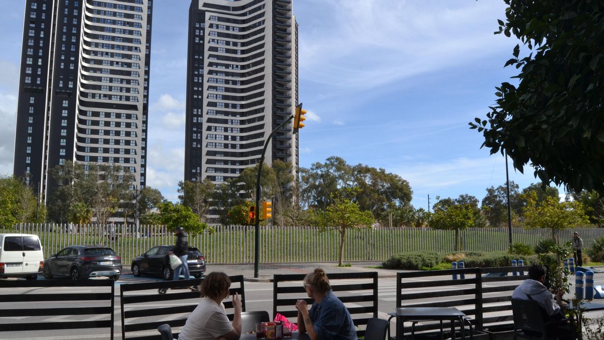 Falsas alarmas, fiestas y denuncias en la casa de los líos: vecinos y turistas se disputan las torres más altas de Andalucía