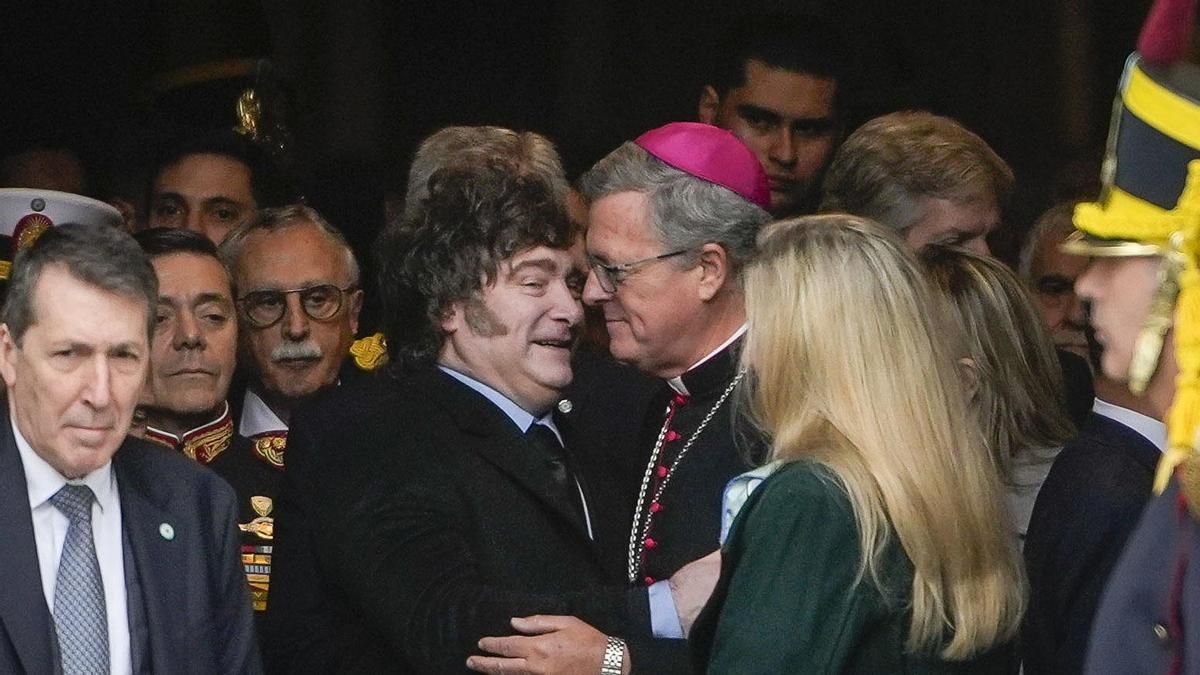 Ante Milei y sus ministros, García Cuerva pidió unidad inspirado en Messi y alertó sobre la corrupción