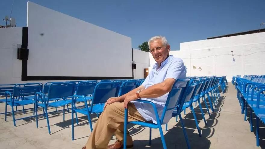 Cierra sus puertas el cine de verano de Tomares tras 59 años de existencia