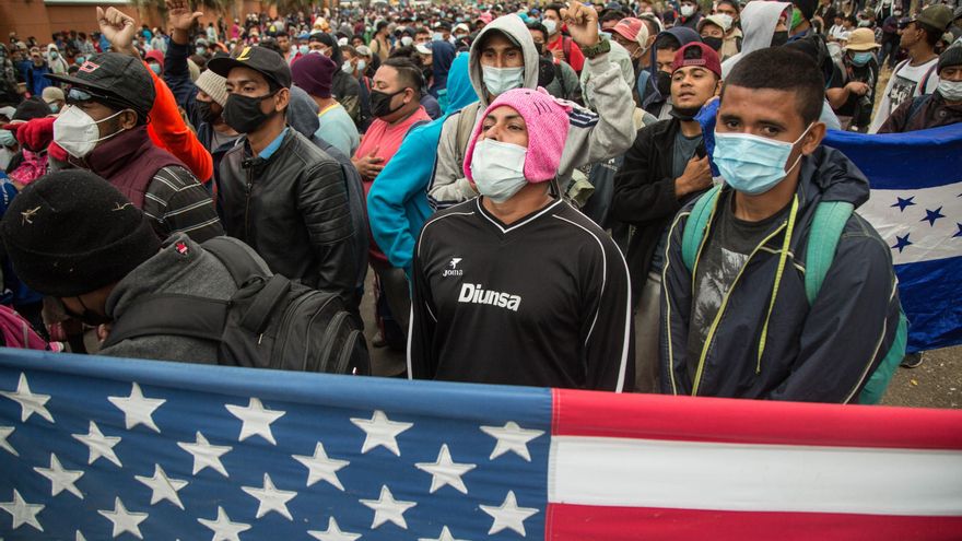 Las autoridades migratorias de Guatemala impiden el paso a una caravana de hondureños