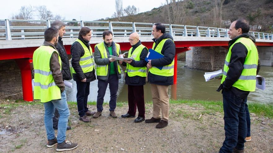 Un nuevo doble puente mejora la única vía de acceso a Eguíllor y Beasoain por carretera