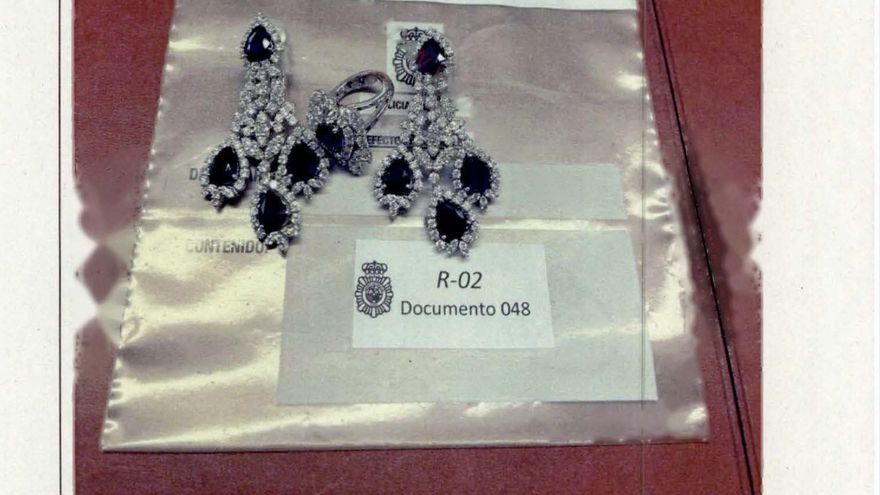 Joyas encontradas en la caja fuerte del despacho de José Luis Rodríguez Zapatero