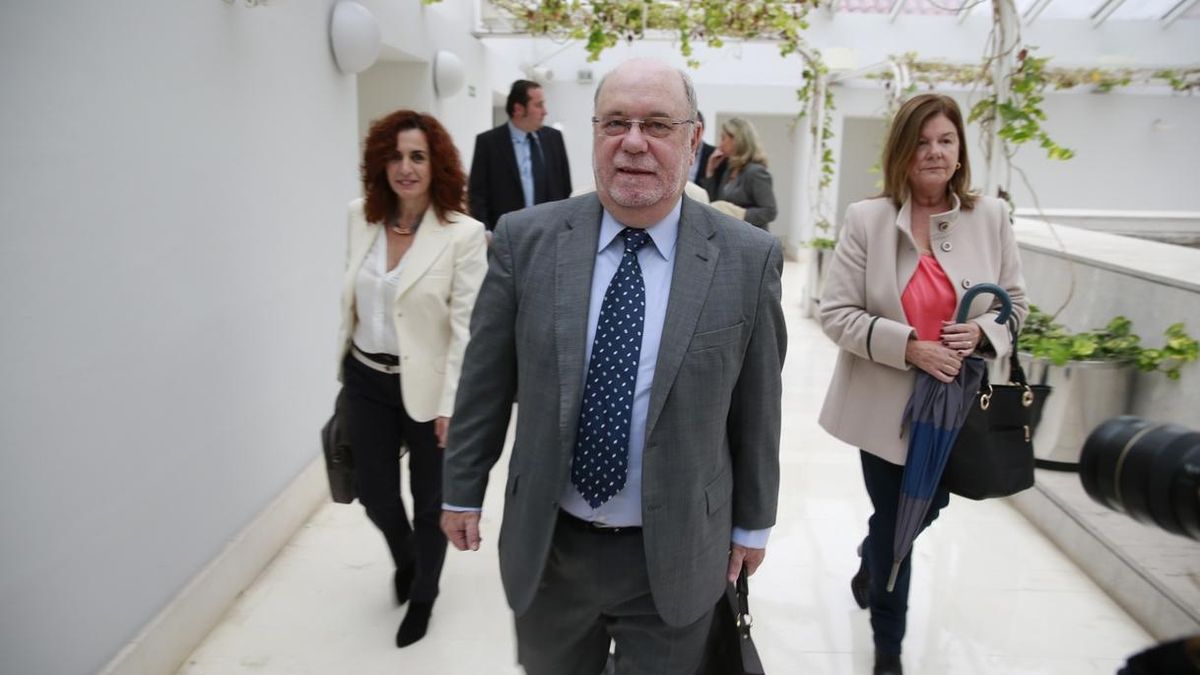 El consejero de Economía, Hacienda y Empleo, Juan José Sota.