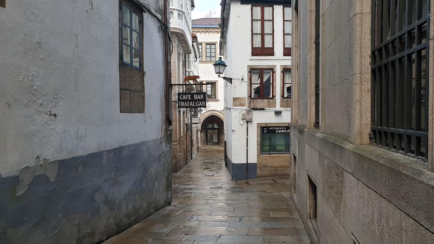 La Xunta cierra las siete principales ciudades de Galicia y prohíbe las reuniones de no convivientes hasta el martes