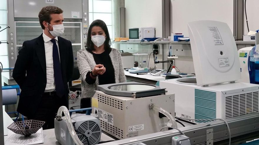 El líder del PP, Pablo Casado, visita las instalaciones de la fundación Parque Científico de Madrid situadas en la localidad madrileña de Cantoblanco. En Madrid, a 29 de abril de 2021.