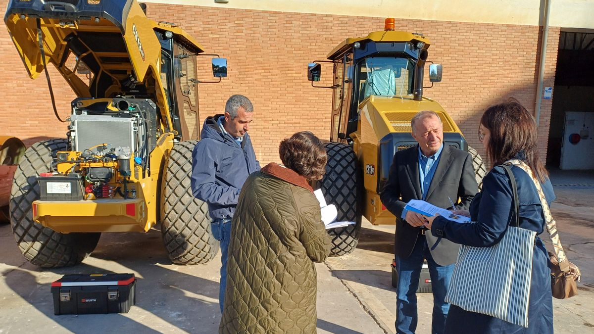 La Diputación de Zaragoza amplía su parque de maquinaria con dos nuevos compactadores