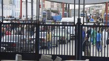 Imagen de archivo del paso fronterizo de Melilla, por donde suelen cruzar los refugiados sirios a la ciudad autónoma/ Efe