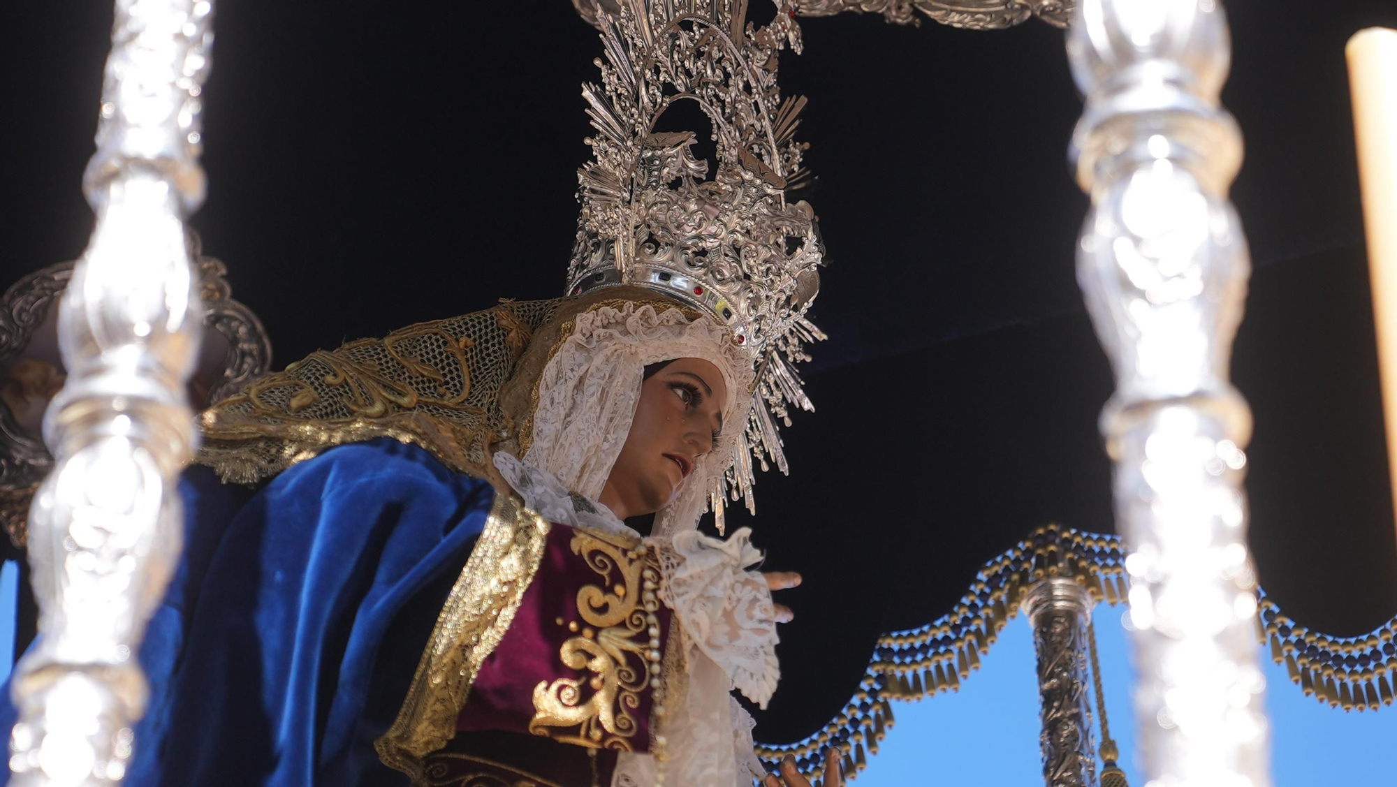 Salida procesional de la Hermandad del Rescatado, en imágenes