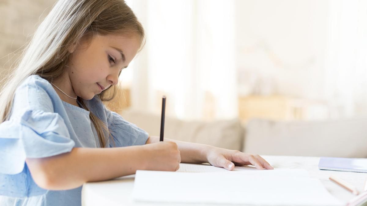 Convocado el I Certamen Literario Provincial 'Eva González' en patsuezo y otras variantes del leonés