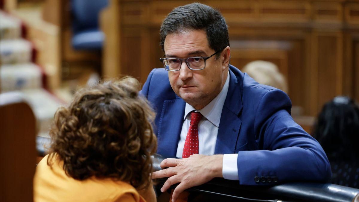 El ministro de Transformación Digital, Óscar López, durante la sesión del control del Gobierno