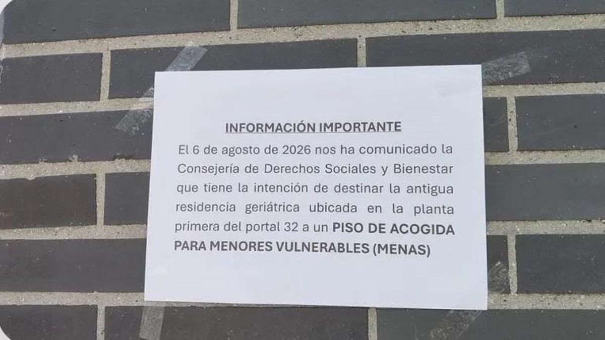 Vox difunde carteles sobre futuros centros para menores no acompañados en Oviedo y provoca la alarma social