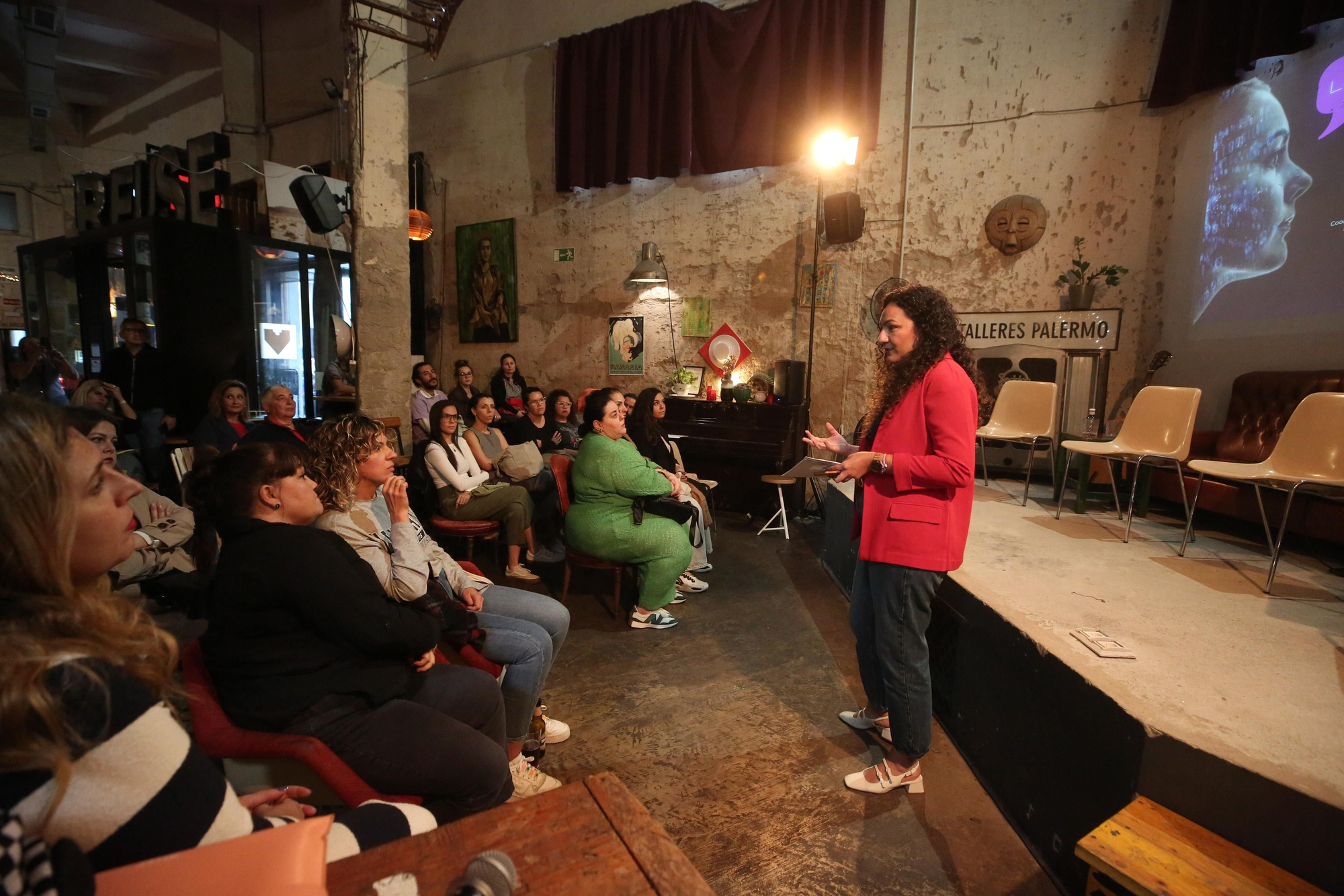 Presentación del encuentro #MujeresConectadas: Estrategias contra el Cibermachismo’