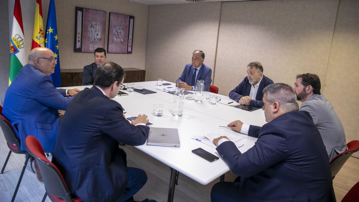 El Gobierno de La Rioja avanza en el Plan de Simplificación Administrativa basado en el "uso del silencio administrativo positivo”