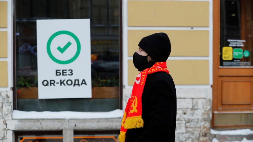 Rusia registra por segundo día consecutivo menos de 29.000 casos de covid EFE/EPA/ANATOLY MALTSEV