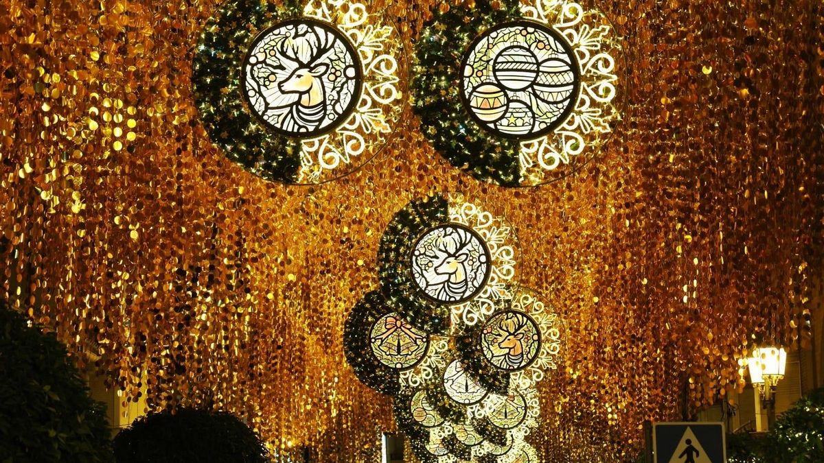 Puente Genil estrena a nivel mundial la última iluminación navideña de Ximénez