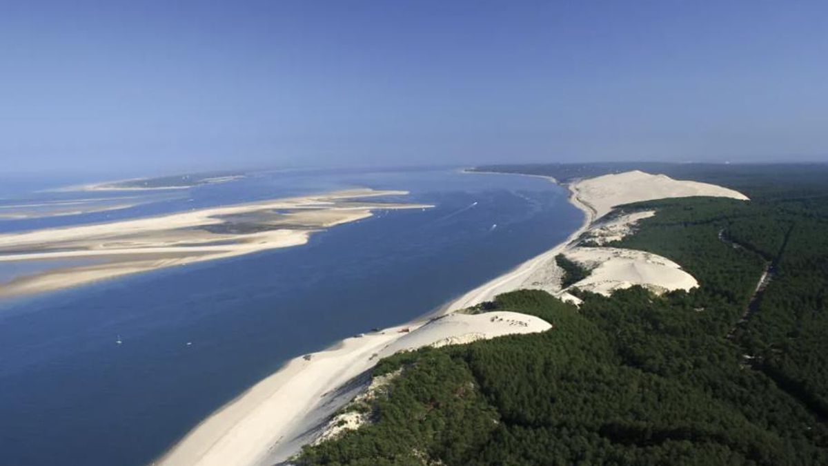 La duna se desplaza, por el viento, entre uno y cinco metros cada año