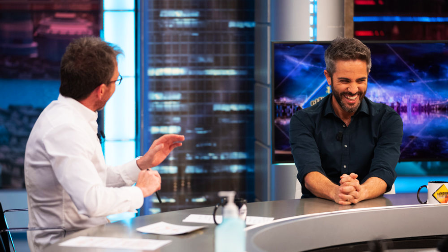 Pablo Motos y Roberto Leal, en 'El Hormiguero'