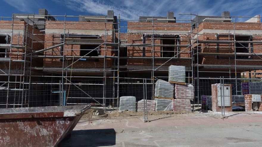 El precio de la vivienda sube en Extremadura un 2,1% y llega a los 833 euros/m2