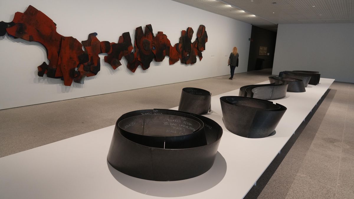 Reabre el edificio de 1970 del Bellas Artes de Bilbao rehabilitado y el museo da los últimos pasos para su reinauguración