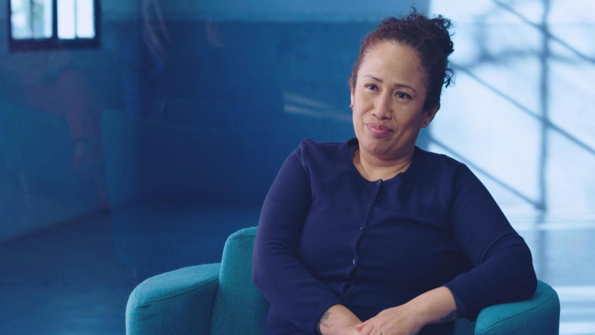 Dina Sánchez, de la Utep, este domingo en la segunda entrega de "Destellos en la oscuridad".