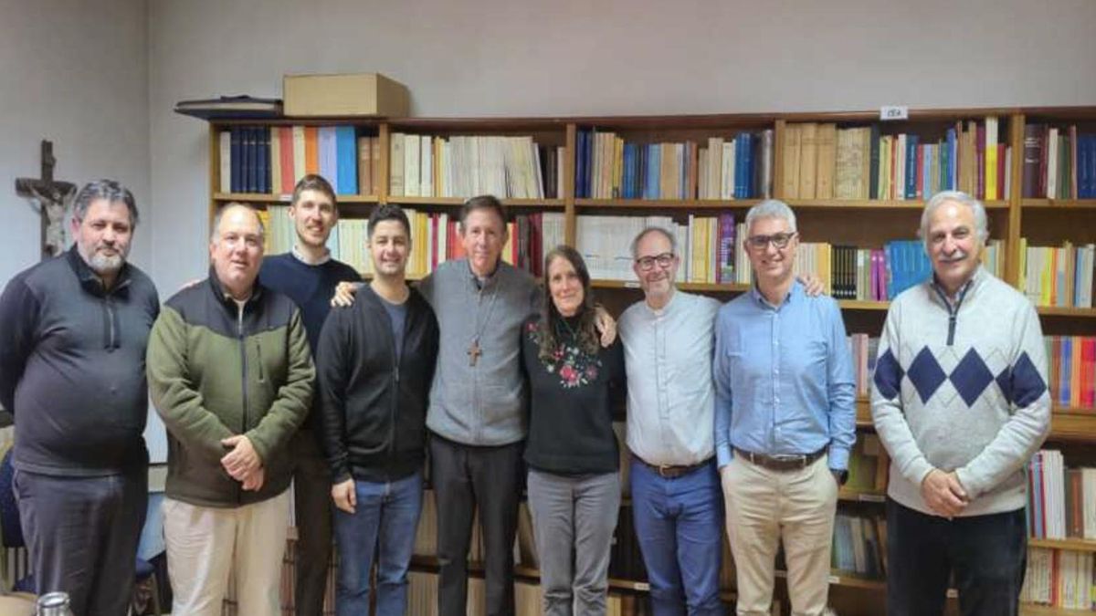 El equipo de trabajo que armó el Episcopado para la organización de la visita de León XIV.