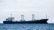 El "Fu Yuan Yu Leng 999", barco chino capturado en aguas de las Islas Galápagos en 2017 cargado de especies protegidas